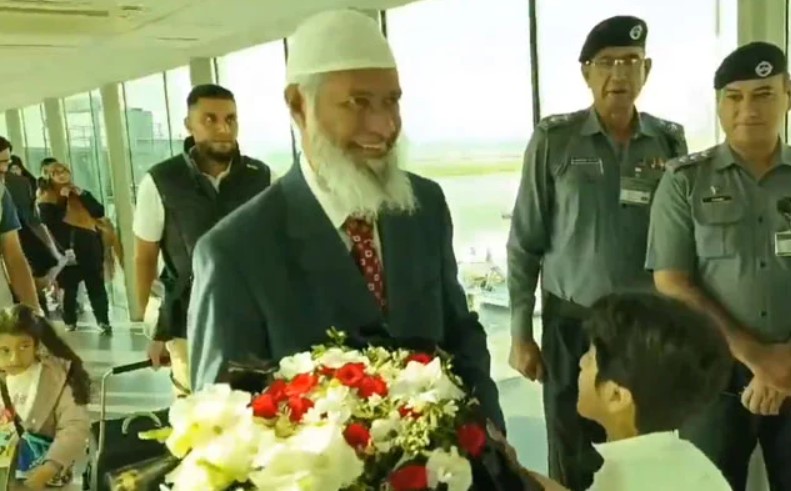 Islamic Scholar Dr. Zakir Naik Arrives in Pakistan for Nationwide Events