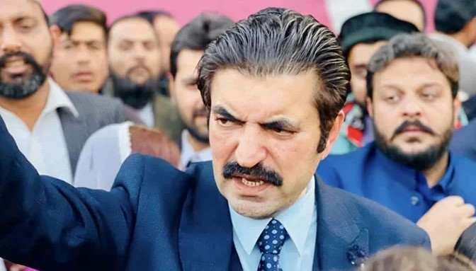 Sher Afzal Marwat Reveals Imran Khan's Views on Protest Strategy and Military Courts