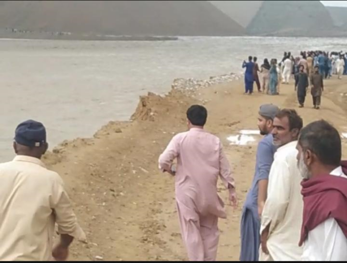 Severe Flooding in Kachhi: Over 200 Villages Cut O